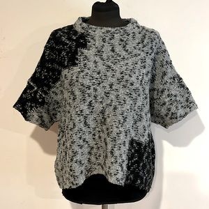 Leo&Sage -women’s mock neck wool blend sweater short sleeves black/grey size P/S